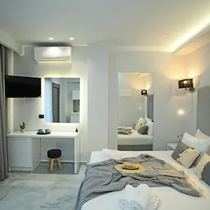 Apartment Imagine, Paliouri